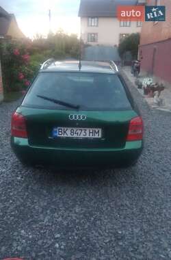 Універсал Audi A4 2001 в Рокитному