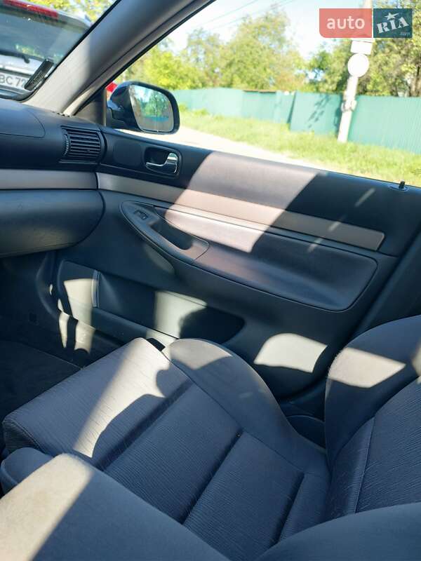 Универсал Audi A4 2001 в Киеве