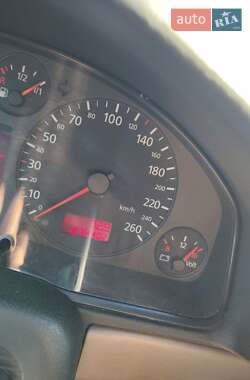 Универсал Audi A4 2001 в 