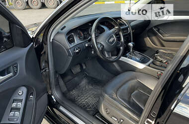 Седан Audi A4 2013 в Бучі