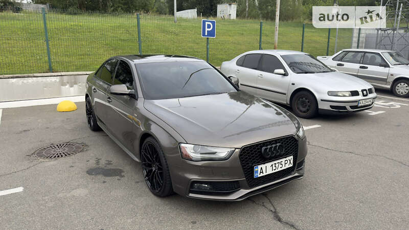 Седан Audi A4 2013 в Києві