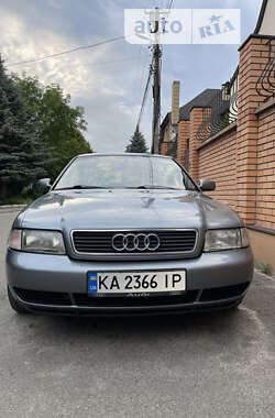 Универсал Audi A4 1998 в Киеве