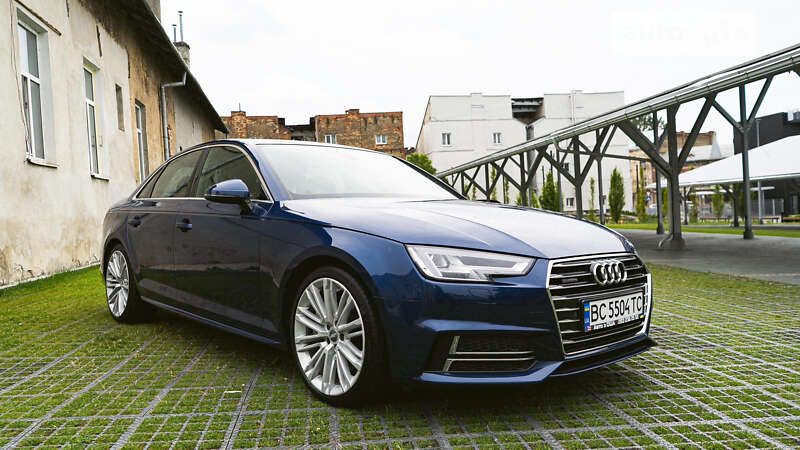 Седан Audi A4 2016 в Львове
