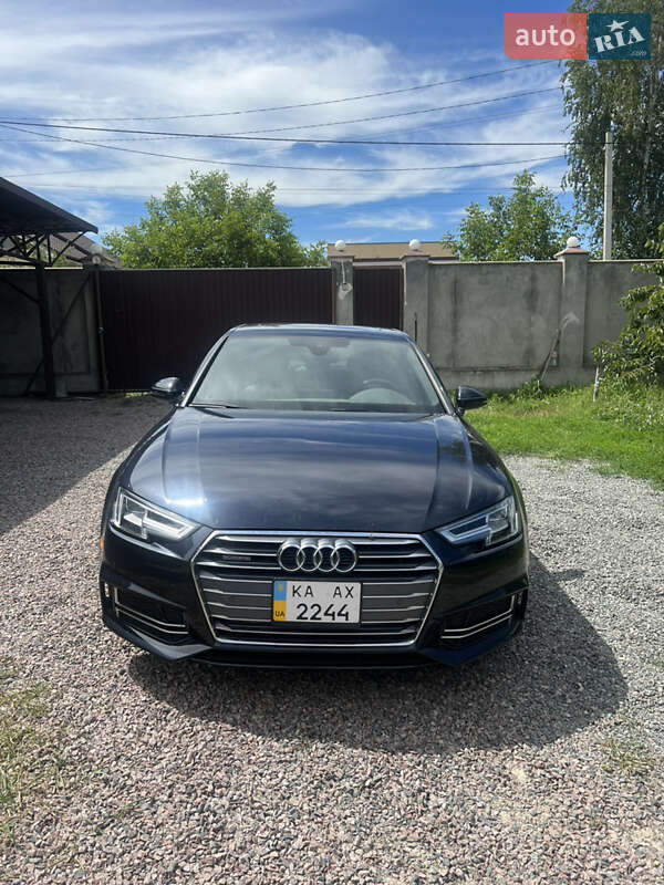 Седан Audi A4 2018 в Киеве фото Седан Audi A4 2018 в Киеве
