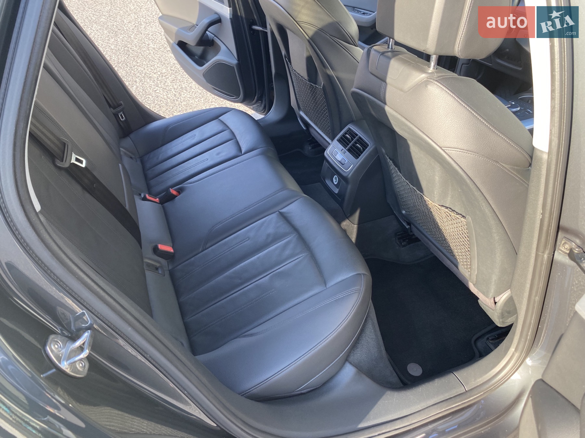 2016 Audi A4 - мініатюра 10