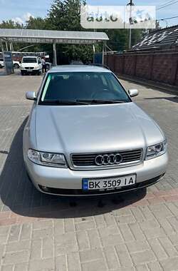 Універсал Audi A4 1999 в Рівному