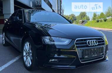 Седан Audi A4 2014 в Києві