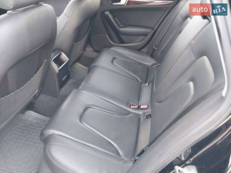 Седан Audi A4 2011 в Умани