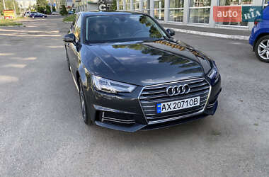 Седан Audi A4 2016 в 