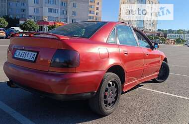 Седан Audi A4 1995 в Черкасах