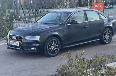 Седан Audi A4 2015 в 
