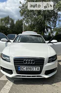 Седан Audi A4 2010 в Львове