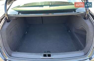 Седан Audi A4 2012 в 