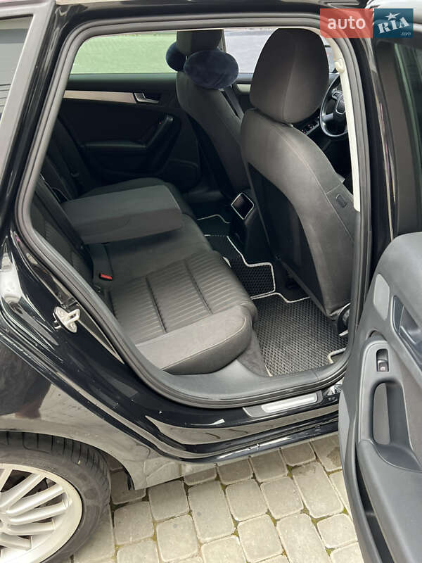 Універсал Audi A4 2011 в Івано-Франківську