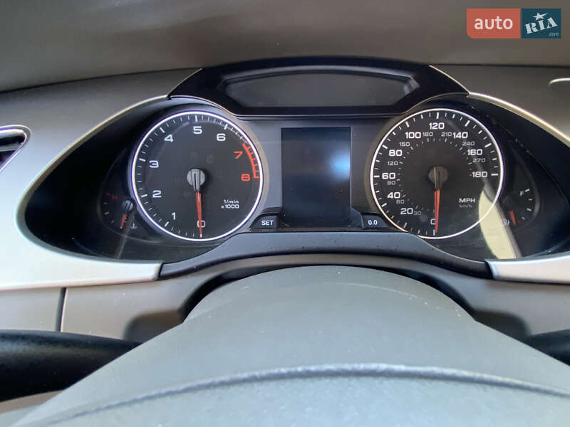 Універсал Audi A4 2012 в Тростянці