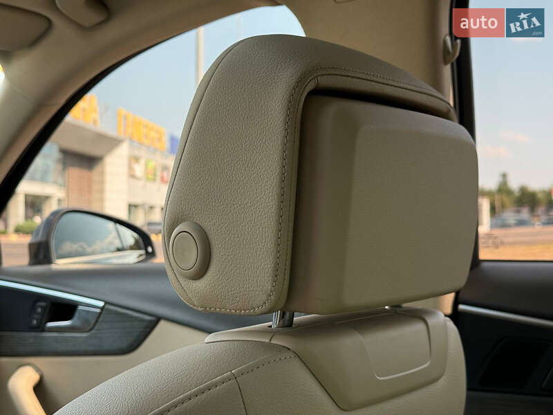 Седан Audi A4 2018 в Кривом Роге