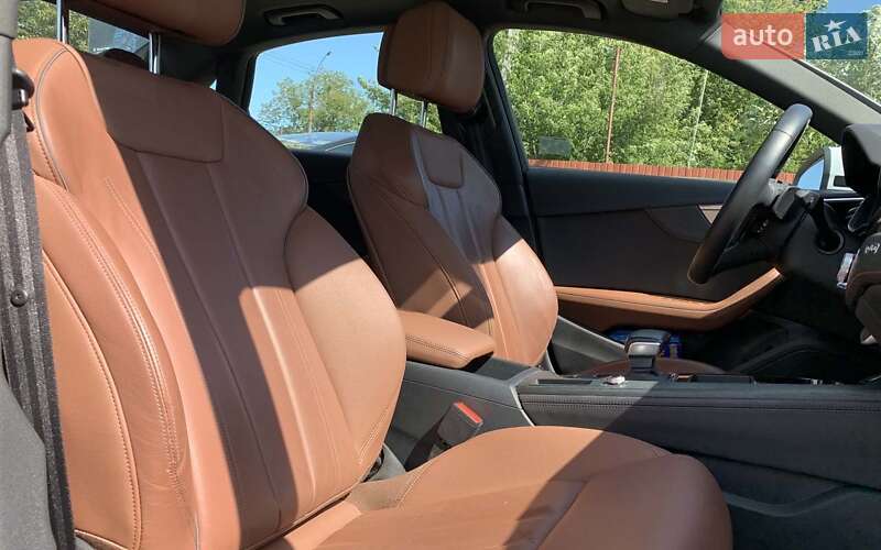 Седан Audi A4 2020 в Коломые