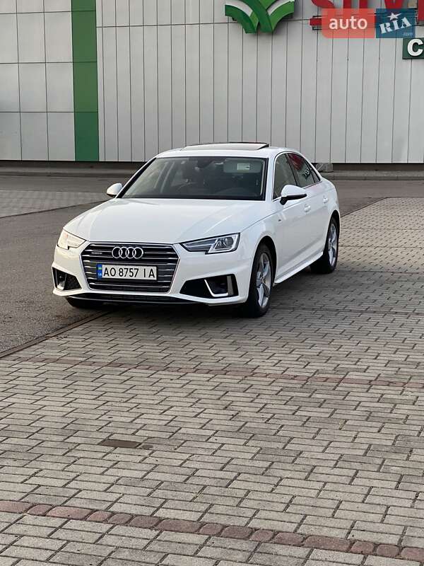 Седан Audi A4 2019 в Тячеве