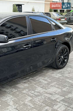 Седан Audi A4 2014 в Днепре
