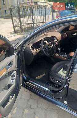 Седан Audi A4 2013 в Одессе