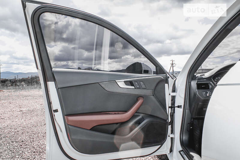 Седан Audi A4 2019 в Хусте