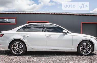 Седан Audi A4 2019 в Хусте