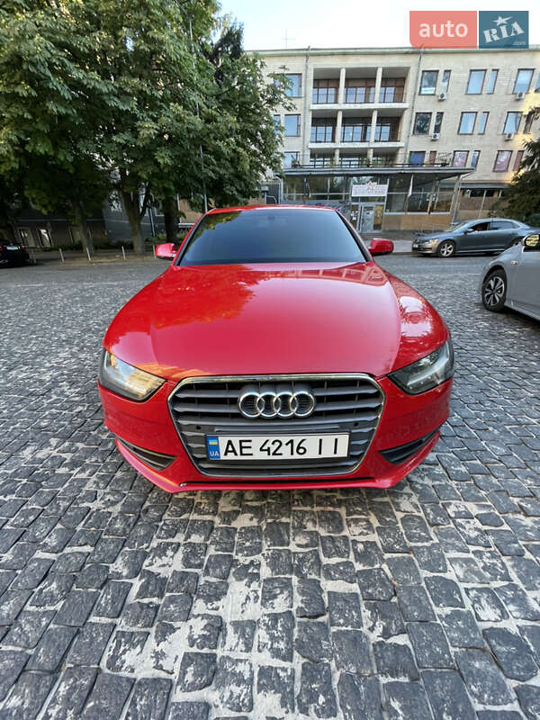 Audi A4 2012