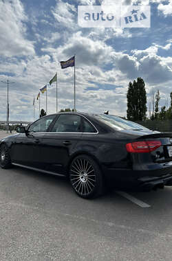 Седан Audi A4 2014 в Харькове