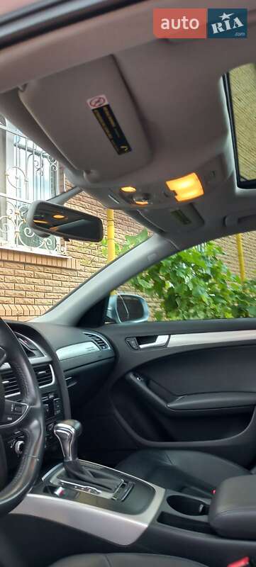 Седан Audi A4 2014 в Сумах
