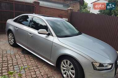 Седан Audi A4 2014 в Сумах