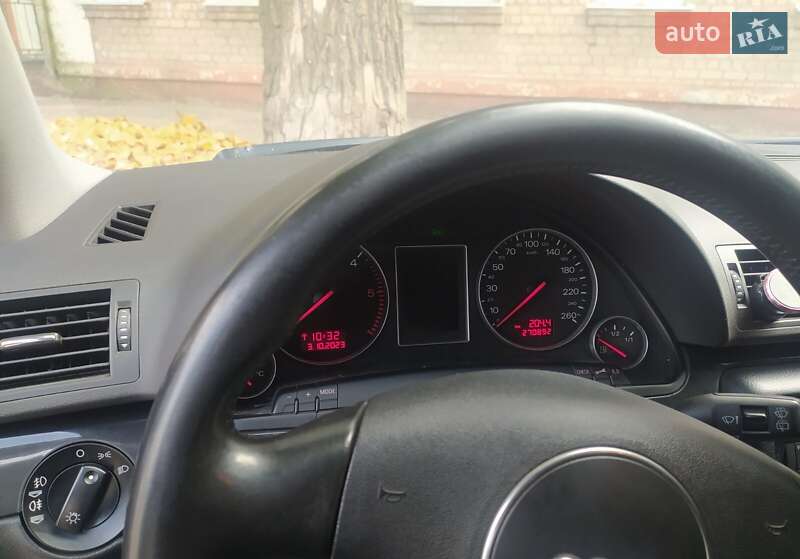 Универсал Audi A4 2004 в Новгород-Северском