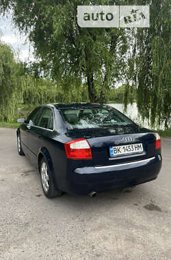 Седан Audi A4 2004 в Рівному