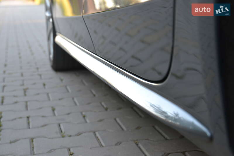 Седан Audi A4 2014 в Луцке