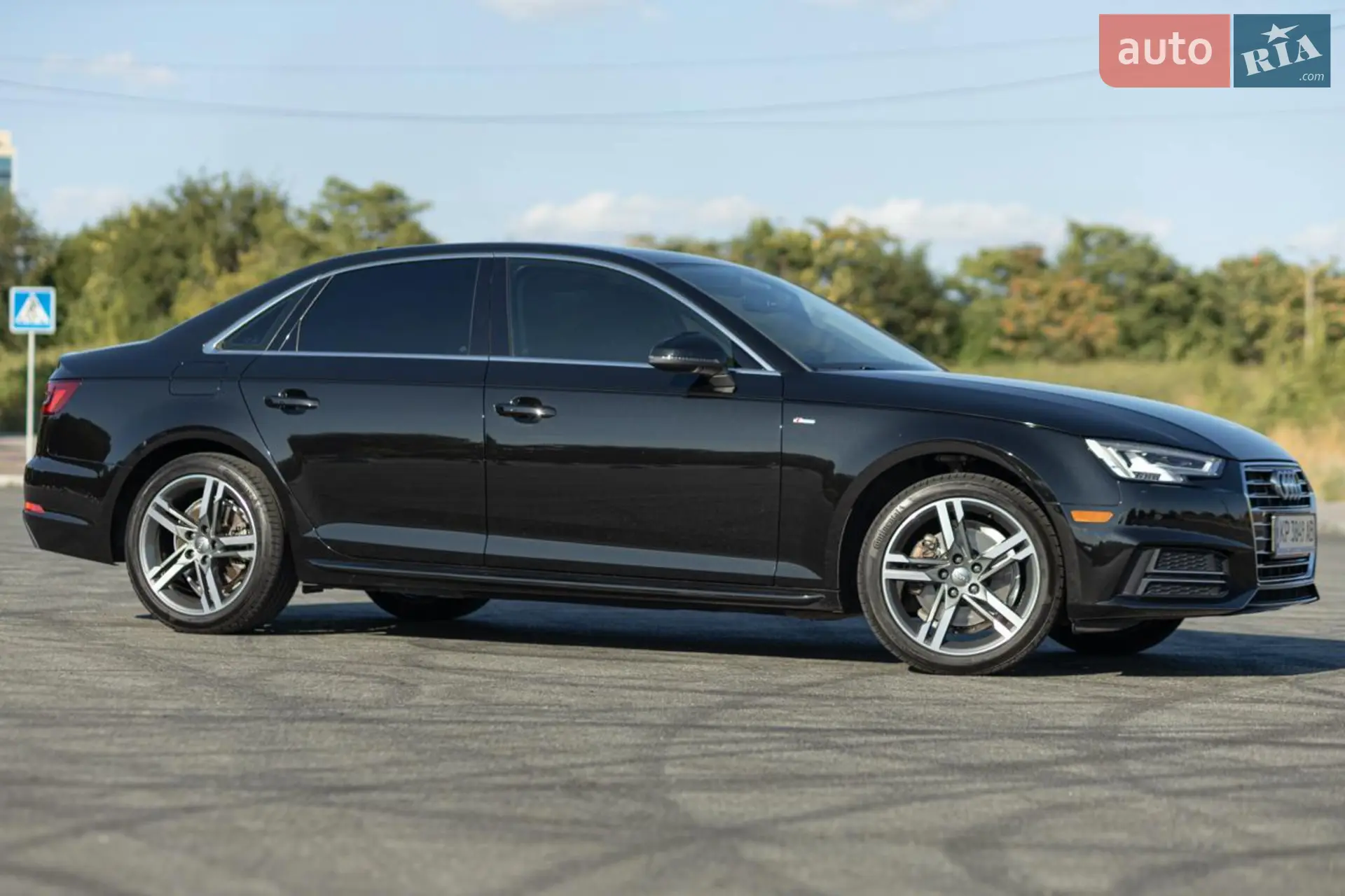 2017 Audi A4 - мініатюра 12