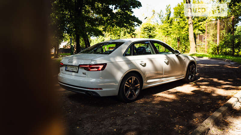 Седан Audi A4 2018 в Львові