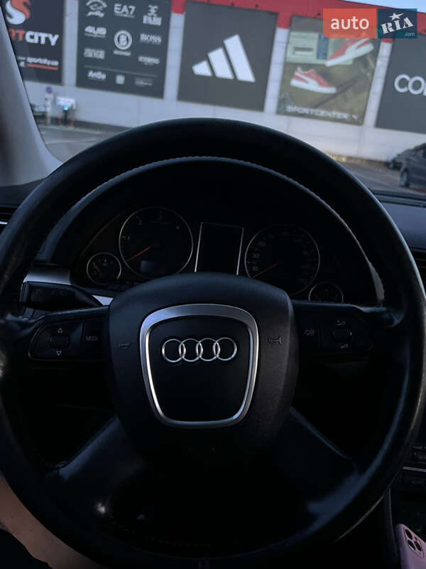 Универсал Audi A4 2005 в Ровно