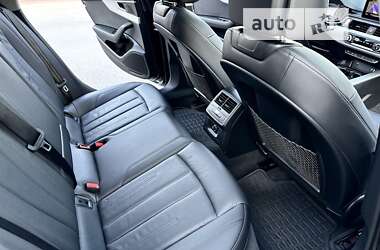 Седан Audi A4 2018 в 