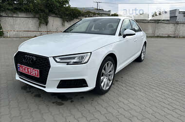 Седан Audi A4 2016 в Кременчуге