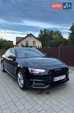 Седан Audi A4 2016 в 