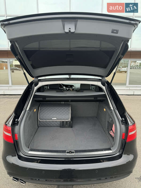 Универсал Audi A4 2015 в Киеве