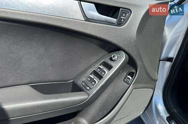 Седан Audi A4 2013 в 