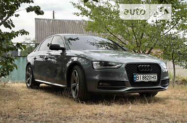 Седан Audi A4 2014 в Полтаві