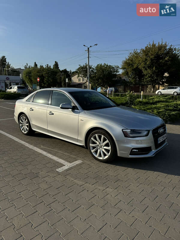 Седан Audi A4 2013 в Одессе