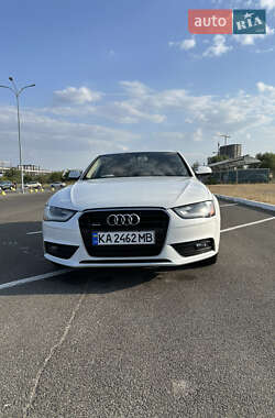 Седан Audi A4 2013 в 
