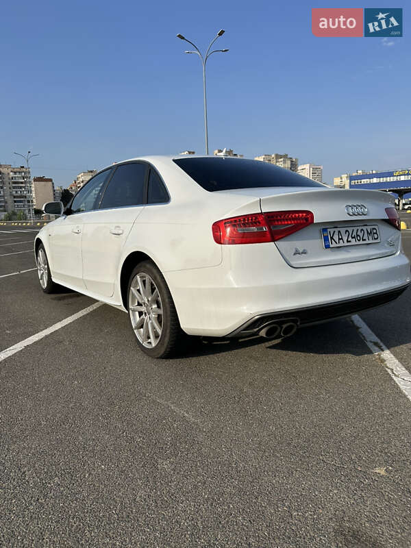 Седан Audi A4 2013 в Києві