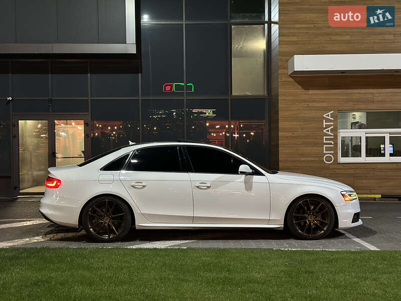 Седан Audi A4 2014 в Вінниці