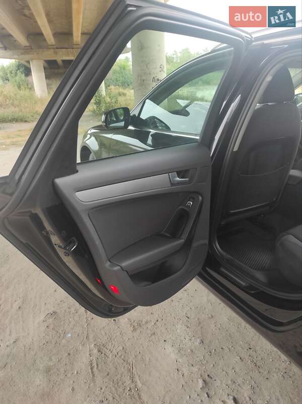 Универсал Audi A4 2014 в Днепре