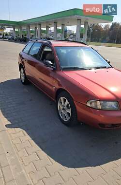 Универсал Audi A4 1996 в 
