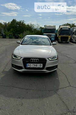 Седан Audi A4 2014 в Тячеве