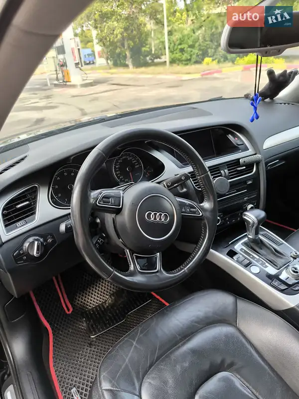 Audi A4 2014 VIN WAUFFCFL8FN025474 фото оголошення 2 з 53